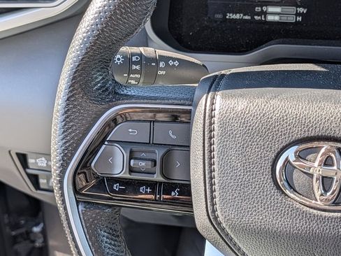 Used 2024 Toyota Tundra Platinum image 23