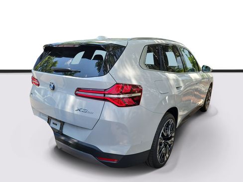 New 2026 BMW X3 xDrive30i w/ Premium Package AWD/4WD image 3