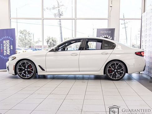 Used 2023 BMW 530i w/ M Sport Package RWD image 6