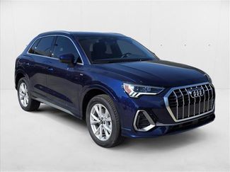 New 2025 Audi Q3 2.0T Premium w/ Convenience Package video 3