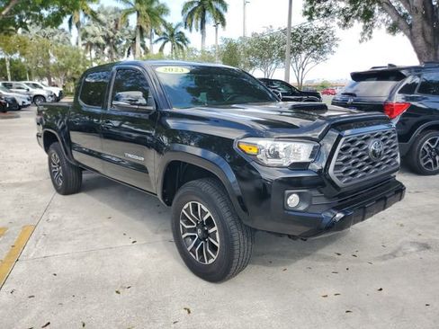 Used 2023 Toyota Tacoma TRD Sport RWD image 5