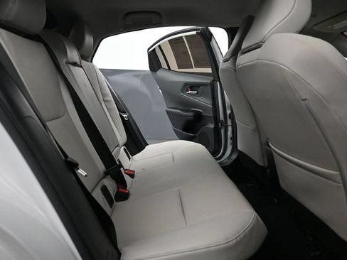 Used 2023 Toyota Prius XLE AWD/4WD image 21