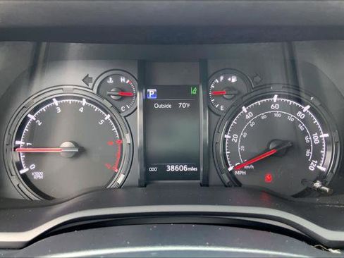 Certified 2021 Toyota 4Runner SR5 Premium image 24