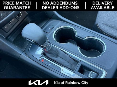 Used 2023 Chevrolet Equinox LT image 29