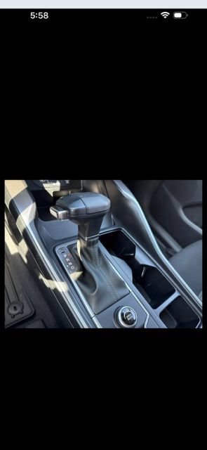 Used 2025 Kia Sorento LX FWD image 8