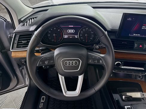 Used 2023 Audi Q5 2.0T Premium w/ Convenience Package AWD/4WD image 14