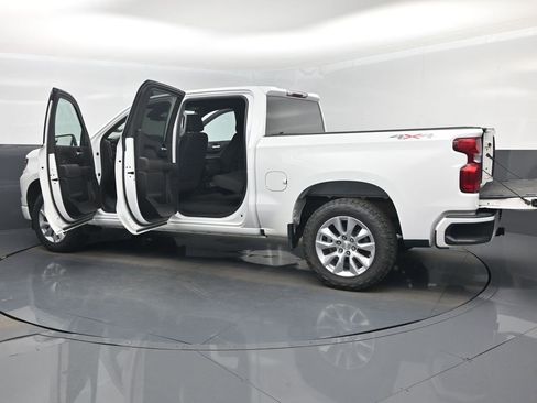 Used 2022 Chevrolet Silverado 1500 Custom image 57