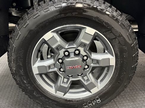 New 2026 GMC Sierra 2500 SLT image 12