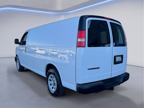 Used 2012 Chevrolet Express 1500 image 4