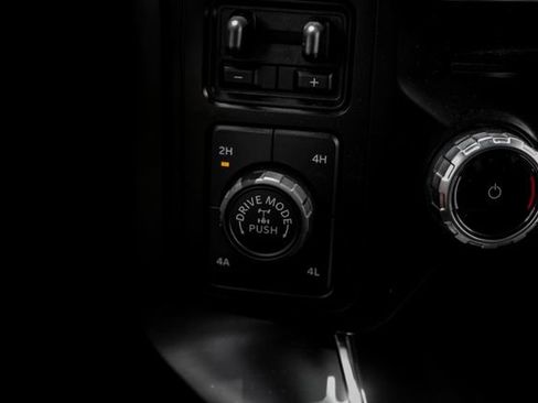 Used 2023 Ford F150 Raptor AWD/4WD image 32