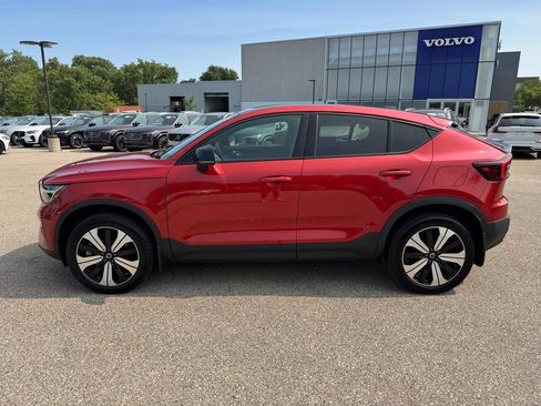 Certified 2023 Volvo C40 P8 Recharge Plus w/ Climate Package AWD/4WD image 2