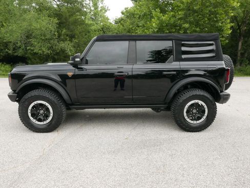 Used 2021 Ford Bronco Badlands AWD/4WD image 2