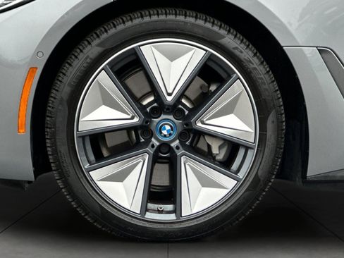 Used 2023 BMW i4 eDrive40 w/ Premium Package RWD image 25
