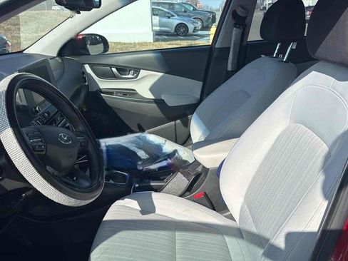 Used 2022 Hyundai Kona SEL w/ Convenience Package image 9