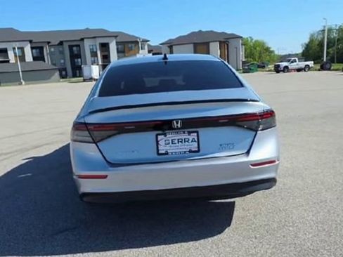 Used 2024 Honda Accord Sport image 6