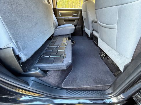 Used 2018 RAM 1500 Big Horn image 39