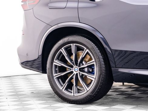 Used 2024 BMW X5 M60i AWD/4WD image 37