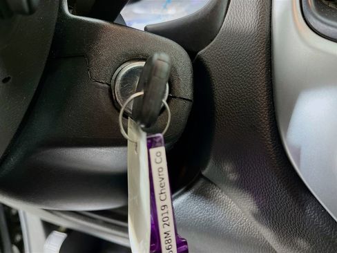 Used 2019 Chevrolet Colorado ZR2 AWD/4WD image 24