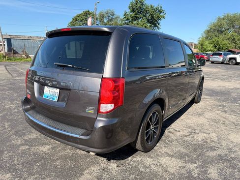 Used 2018 Dodge Grand Caravan GT FWD image 7