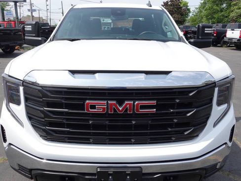 Used 2024 GMC Sierra 1500 Pro w/ Fleet Convenience Package AWD/4WD image 6