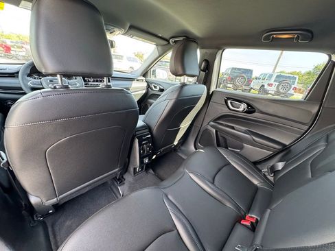 New 2026 Jeep Compass Limited image 13