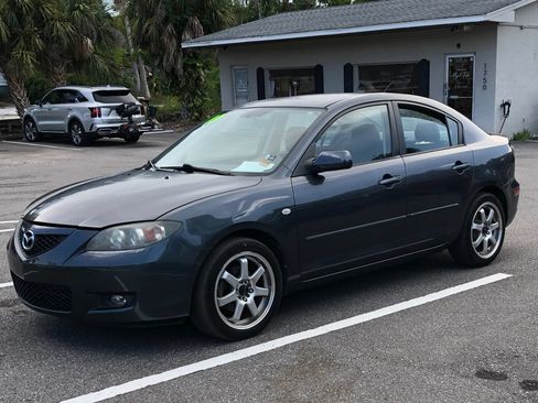 Used 2009 MAZDA MAZDA3 i Touring Value FWD image 7