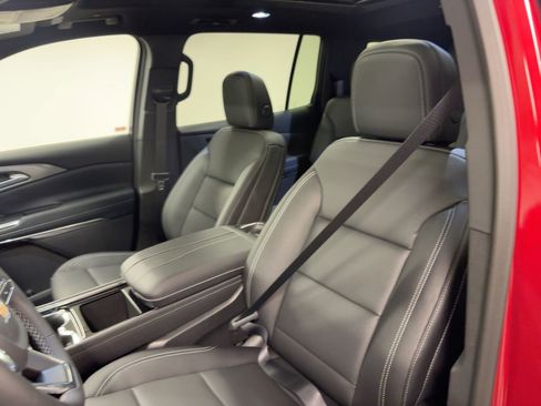 New 2026 Chevrolet Traverse LT w/ Sun and Wheel Package image 22