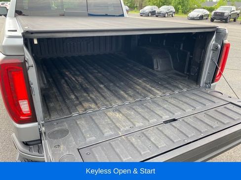 Used 2023 GMC Sierra 1500 AT4 w/ AT4 Preferred Package AWD/4WD image 23