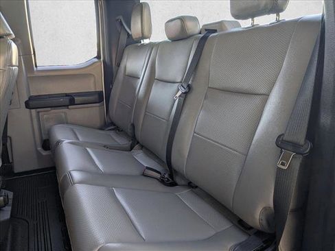 Used 2022 Ford F250 XL w/ Power Equipment Group image 17