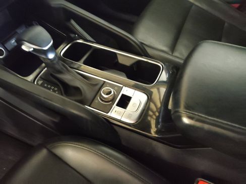 Used 2020 Kia Telluride LX AWD/4WD image 26