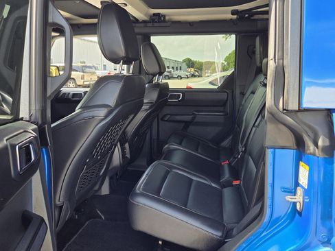 Used 2025 Ford Bronco Badlands AWD/4WD image 10