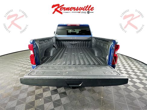 Used 2024 Chevrolet Silverado 2500 LT image 29