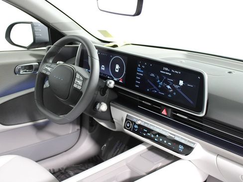 Used 2023 Hyundai Ioniq 6 SEL RWD image 11