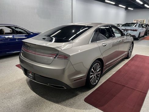 Used 2019 Lincoln MKZ Premiere image 11