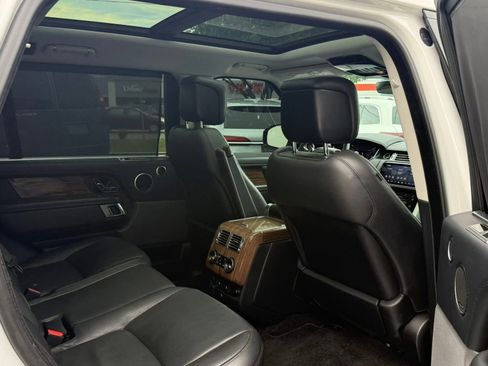 Used 2018 Land Rover Range Rover Long Wheelbase Supercharged AWD/4WD image 13