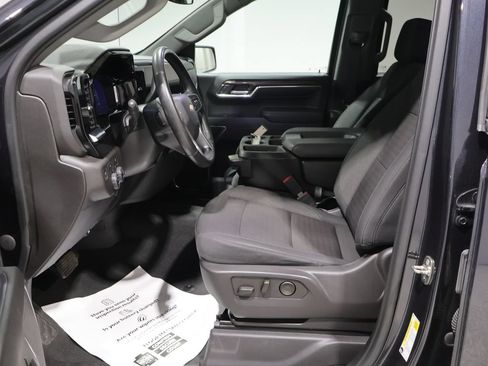 Used 2024 Chevrolet Silverado 1500 LT AWD/4WD image 10