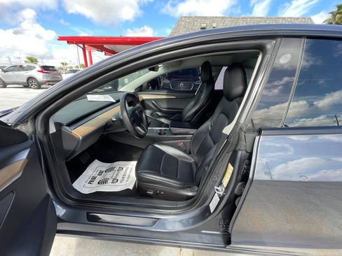 Used 2023 Tesla Model 3 Standard Range RWD image 10
