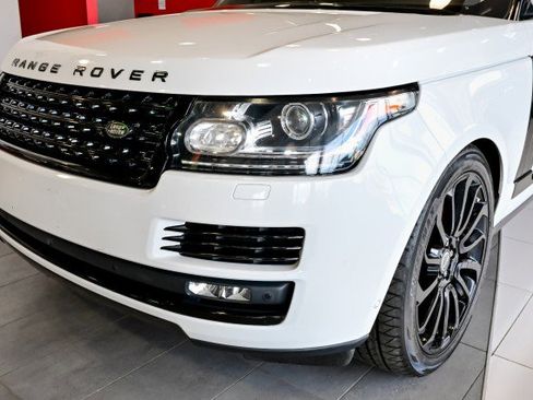Used 2016 Land Rover Range Rover Supercharged image 9