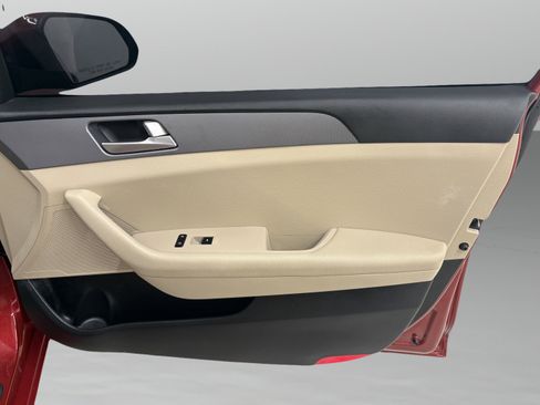 Used 2017 Hyundai Sonata SE image 23