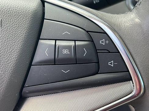 Used 2023 Cadillac XT5 Premium Luxury FWD image 29