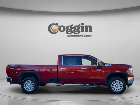 Used 2023 GMC Sierra 3500 SLT w/ SLT Premium Package image 6