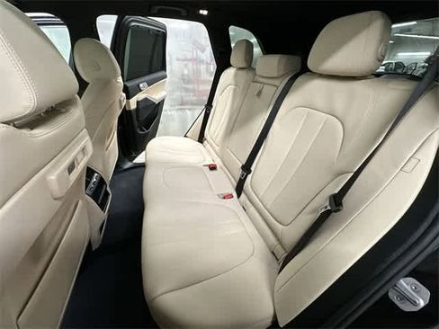 Used 2022 BMW X5 xDrive45e w/ Parking Assistance Package image 20