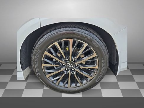 Used 2026 INFINITI QX80 Autograph image 6