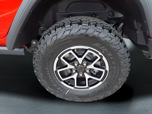 New 2026 Jeep Wrangler Unlimited Rubicon AWD/4WD image 10