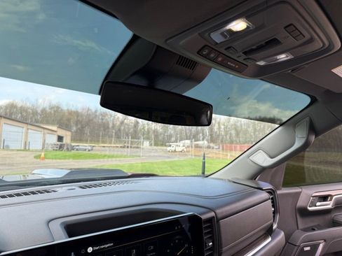 Used 2025 Chevrolet Silverado 1500 LT Trail Boss w/ Convenience Package II image 29