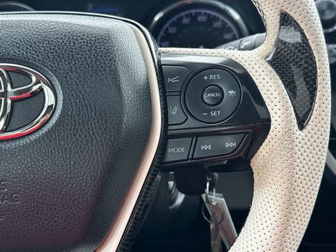 Used 2019 Toyota Camry SE FWD image 20