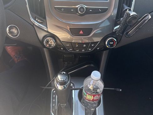 Used 2017 Chevrolet Cruze LT w/ Convenience Package image 43