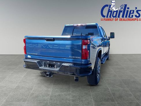 Used 2025 Chevrolet Silverado 2500 Custom w/ Z71 Off-Road Package AWD/4WD image 4