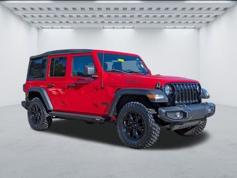 Used 2021 Jeep Wrangler Unlimited Sport AWD/4WD image 2