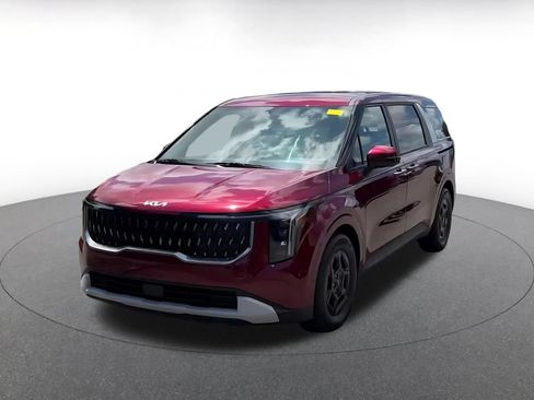 Used 2026 Kia Carnival FWD image 4